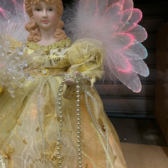 Fiber optic lighted moving Angel 12’ - Picture 4 of 7